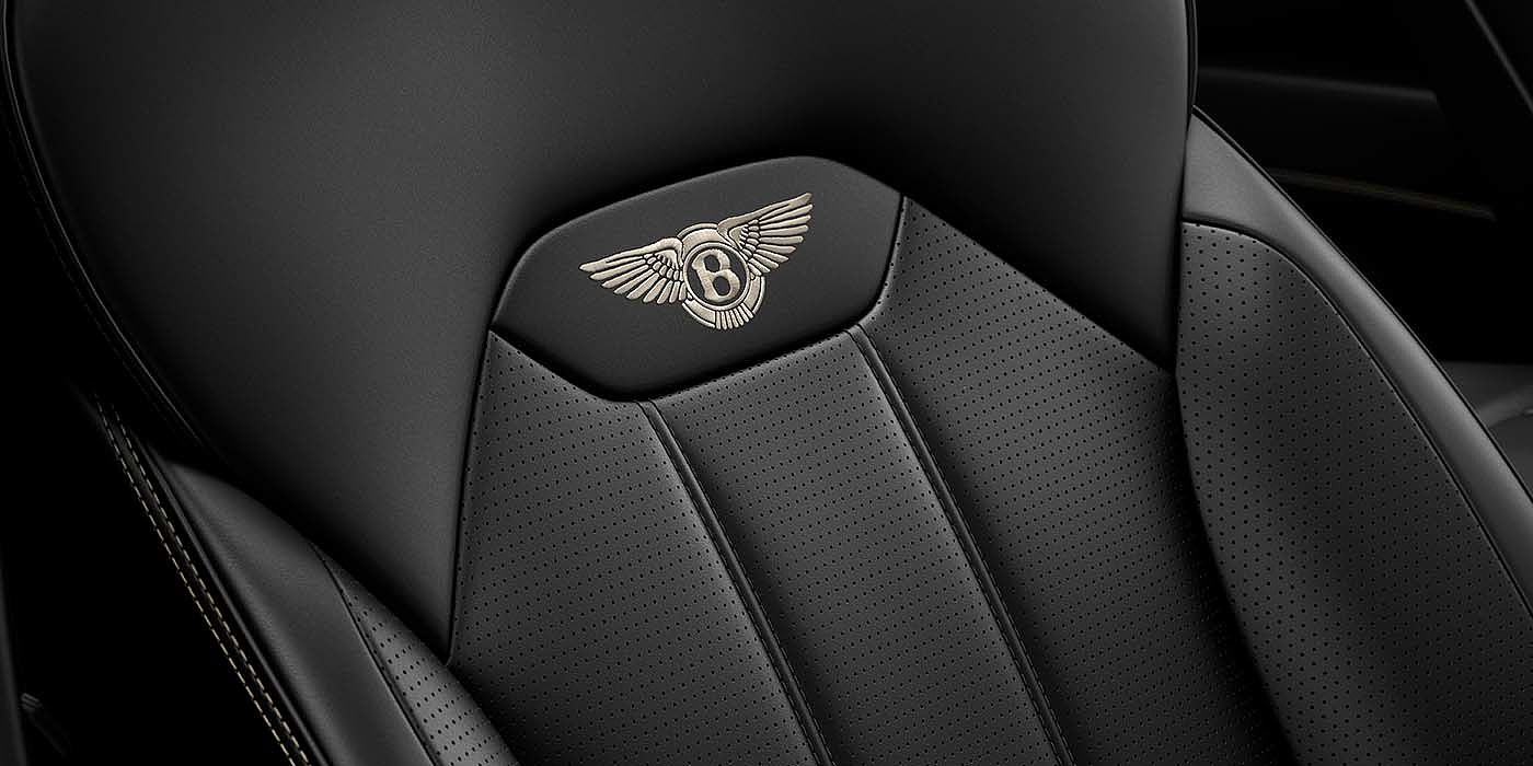 Bentley Cambridge Bentley Bentayga EWB SUV Beluga black leather seat detail